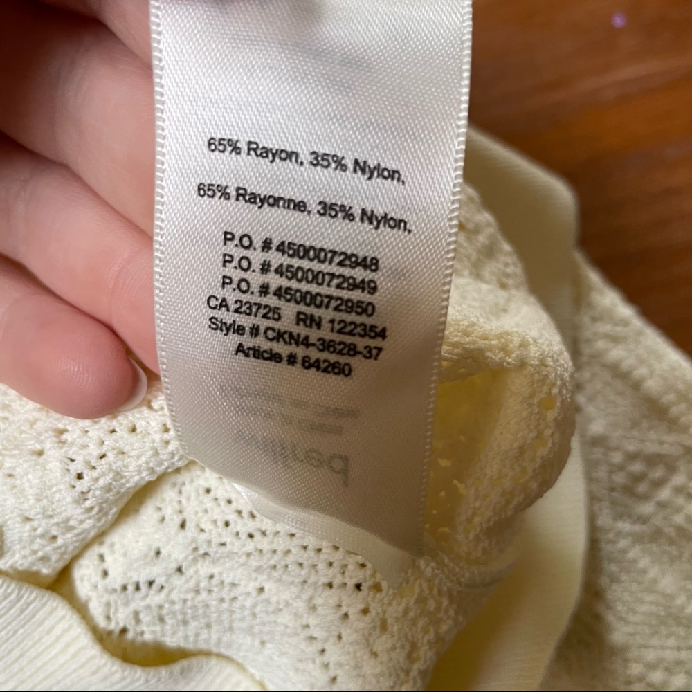 Aritzia-Wilfred feminine ruffle pointelle-knit ivory sweater - Picture 9 of 9